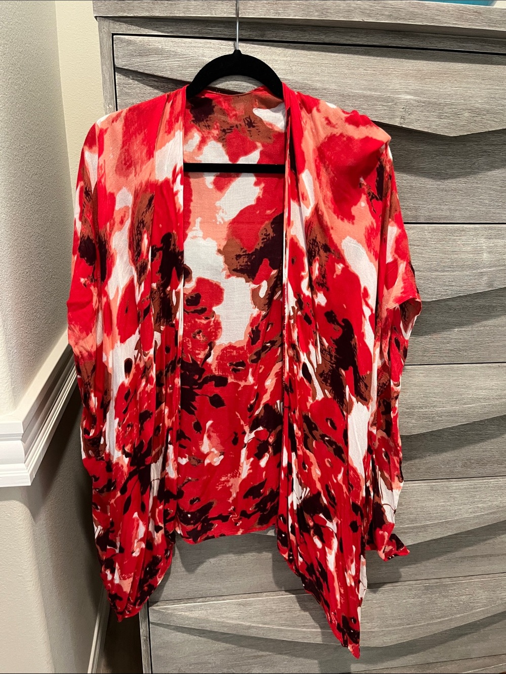 Women’s cover up/ kimono